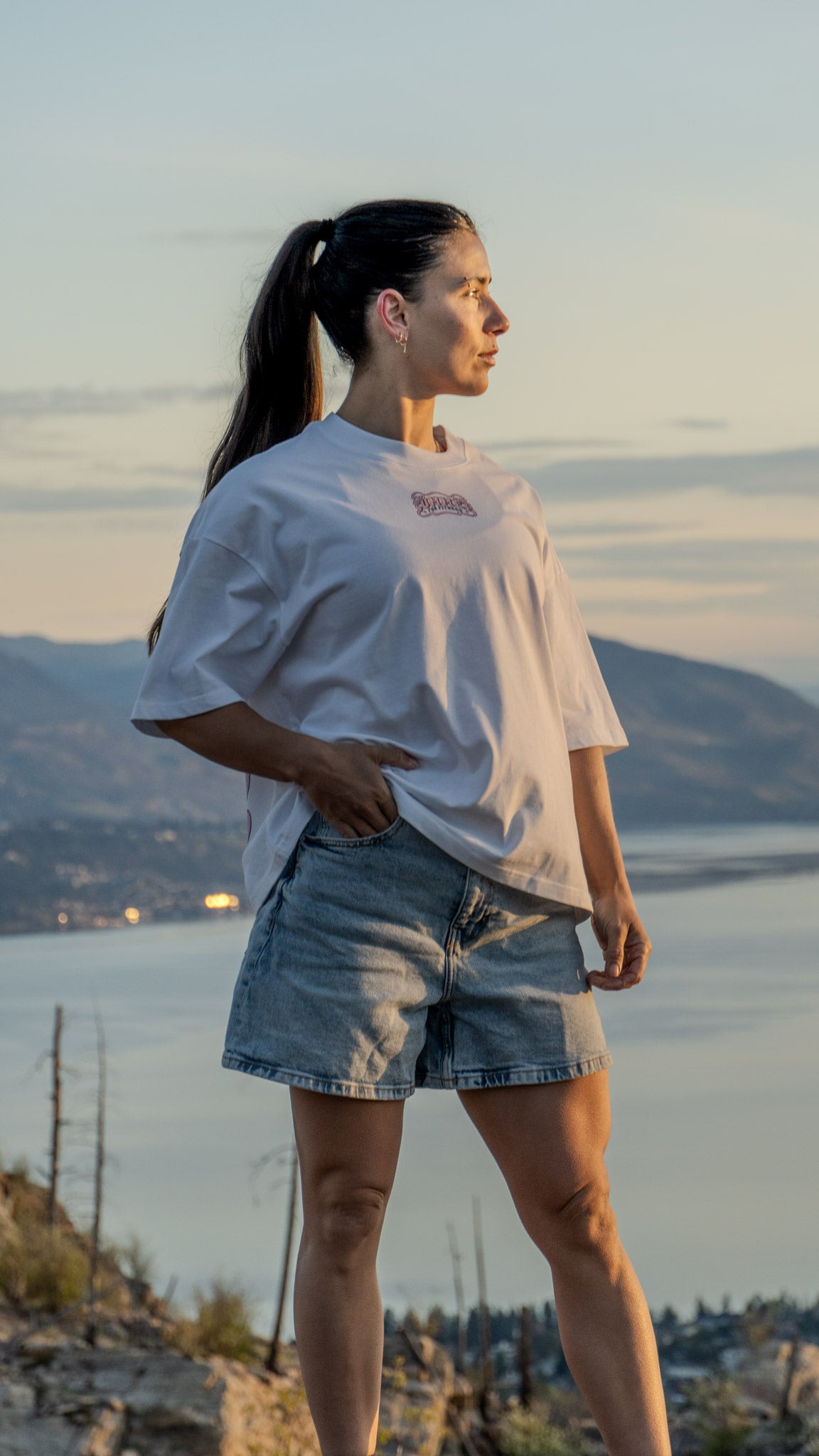 Calisthenics Women Oversized Boxy T-Shirt White – Summerfunfitness